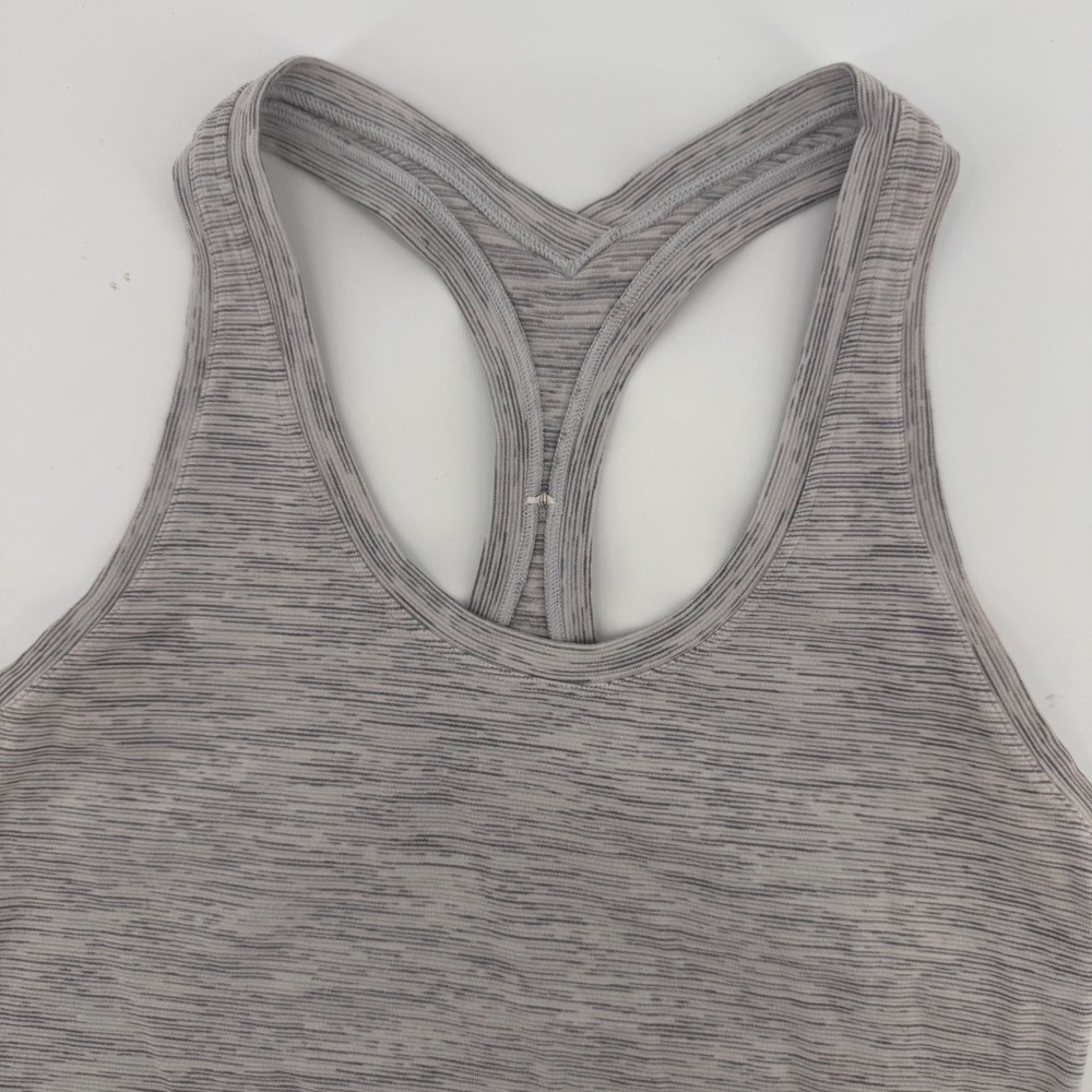 Lululemon‎ Tank Top Women 6 Grey Space Dye Racerback Scoop Neck Athletic Workout